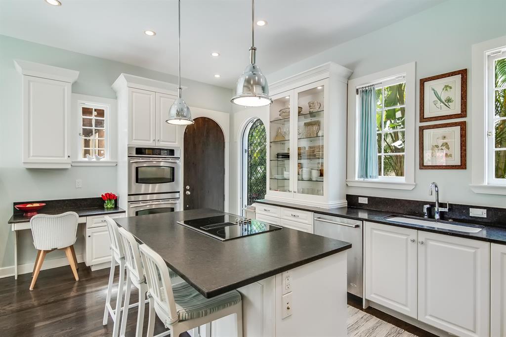 EL CID IN - Residential