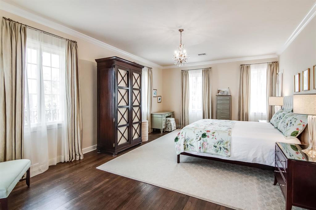 EL CID IN - Residential