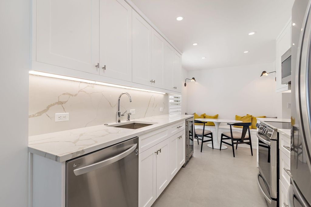 Photo of 3901 S Flagler Drive #804, West Palm Beach, FL 33405 (MLS # R11163302)