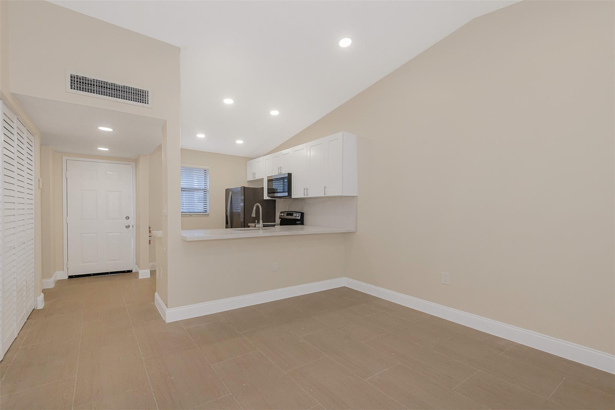 Villas De Venezia Condo - Residential Lease