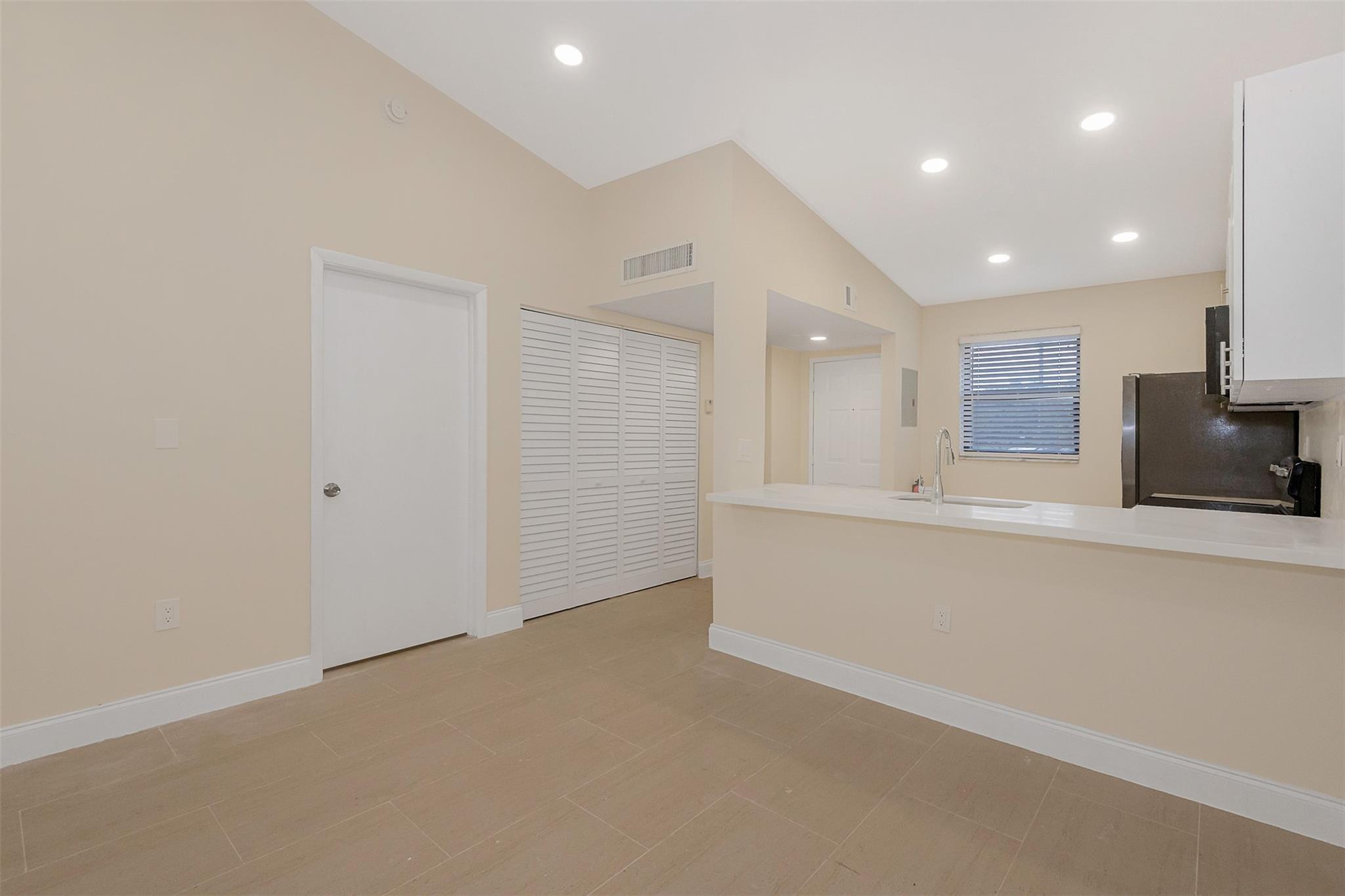 Villas De Venezia Condo - Residential Lease