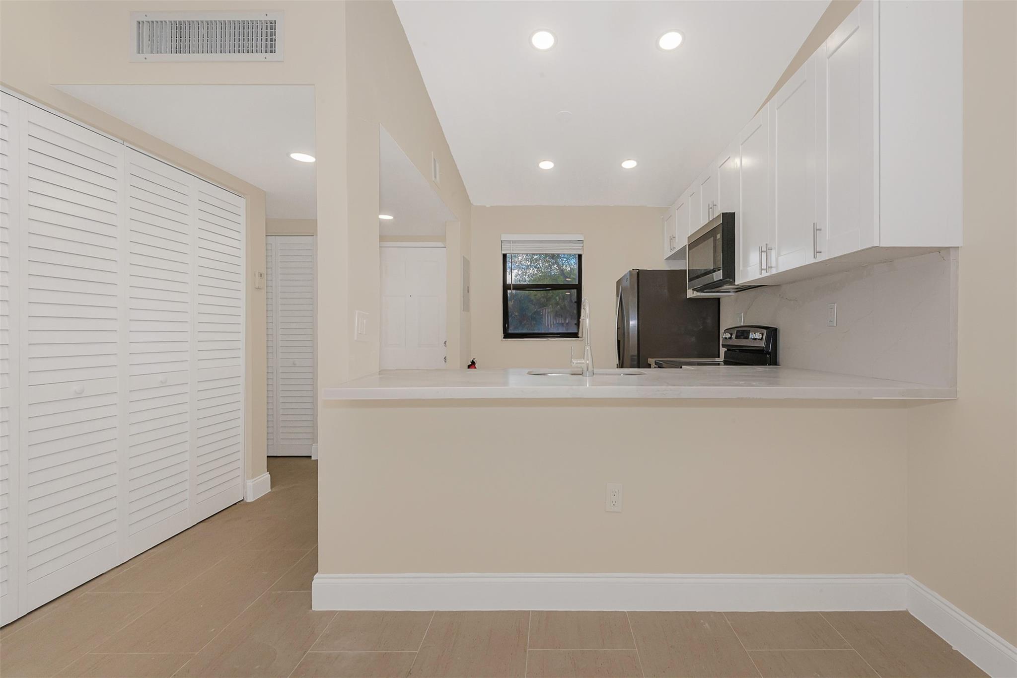 Villas De Venezia Condo - Residential Lease