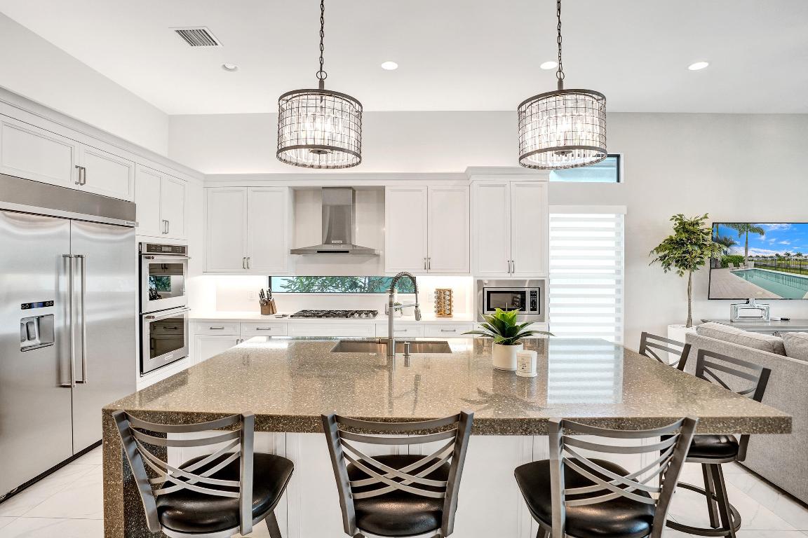 HYDER AGR PUD SOUTH PLAT ONE - Residential Lease