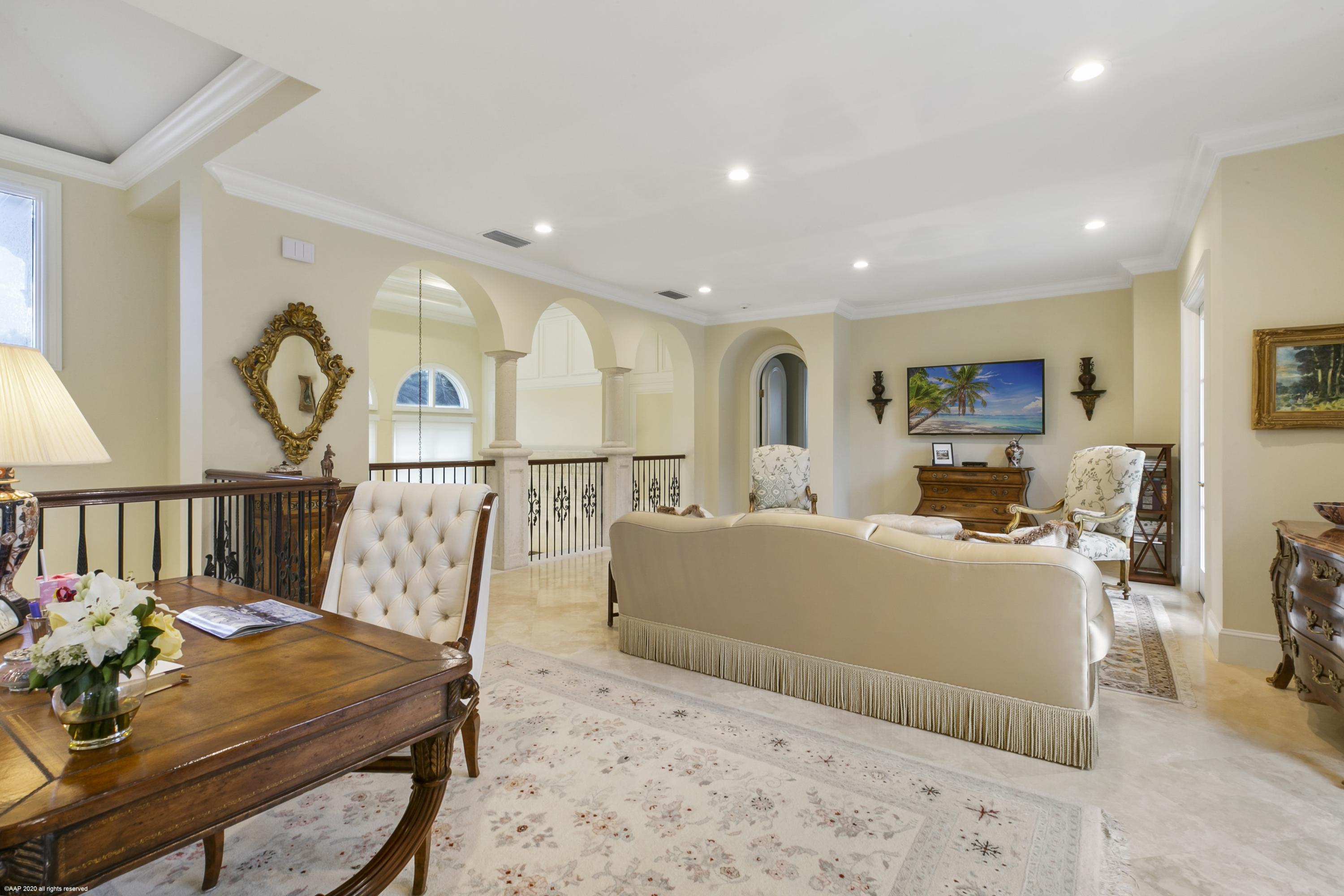 OLD PALM - Residential