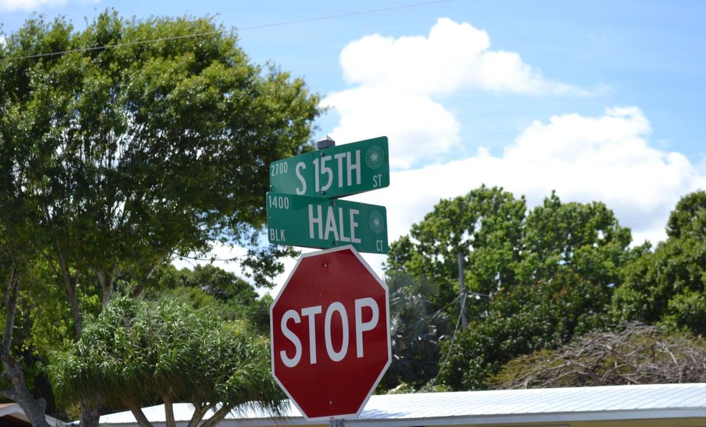 Photo of 1408 Hale Court, Fort Pierce, FL 34982 (MLS # R10976323)