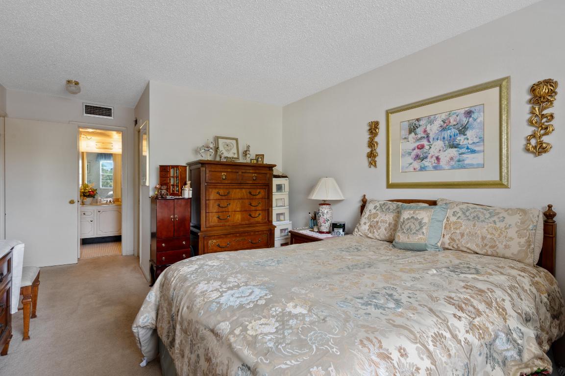 SABAL PALM VILLAGE 2 CONDO - Residential