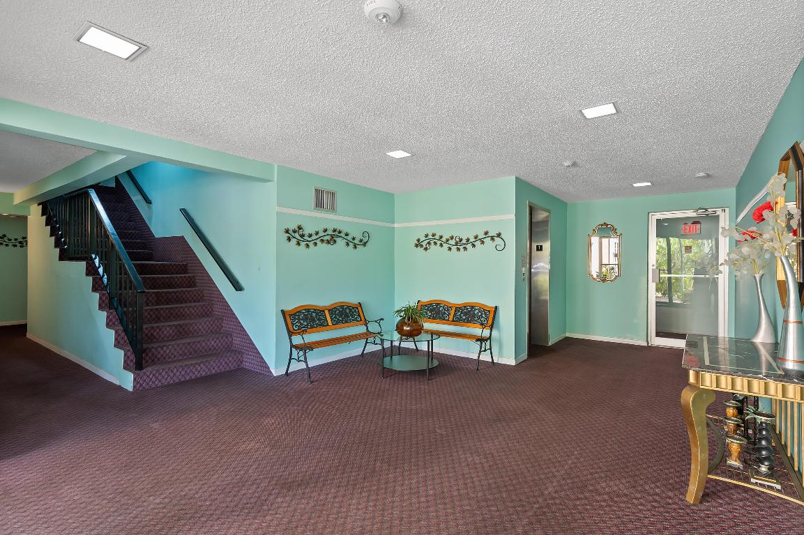 SABAL PALM VILLAGE 2 CONDO - Residential