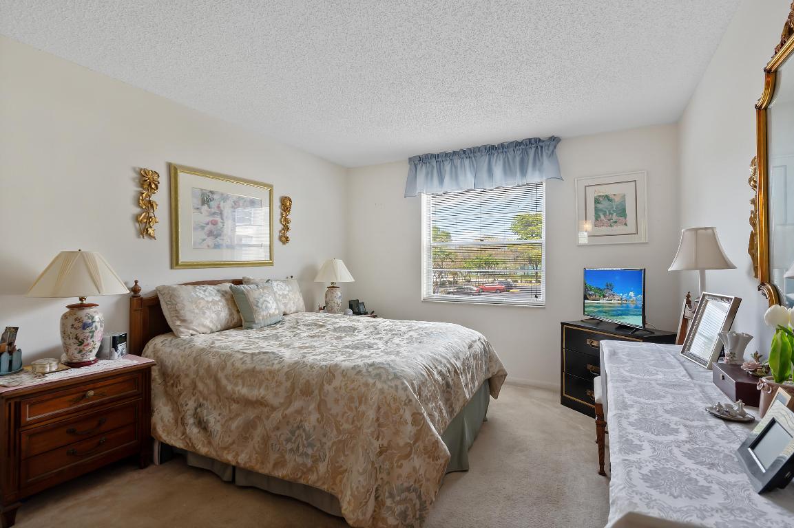 SABAL PALM VILLAGE 2 CONDO - Residential