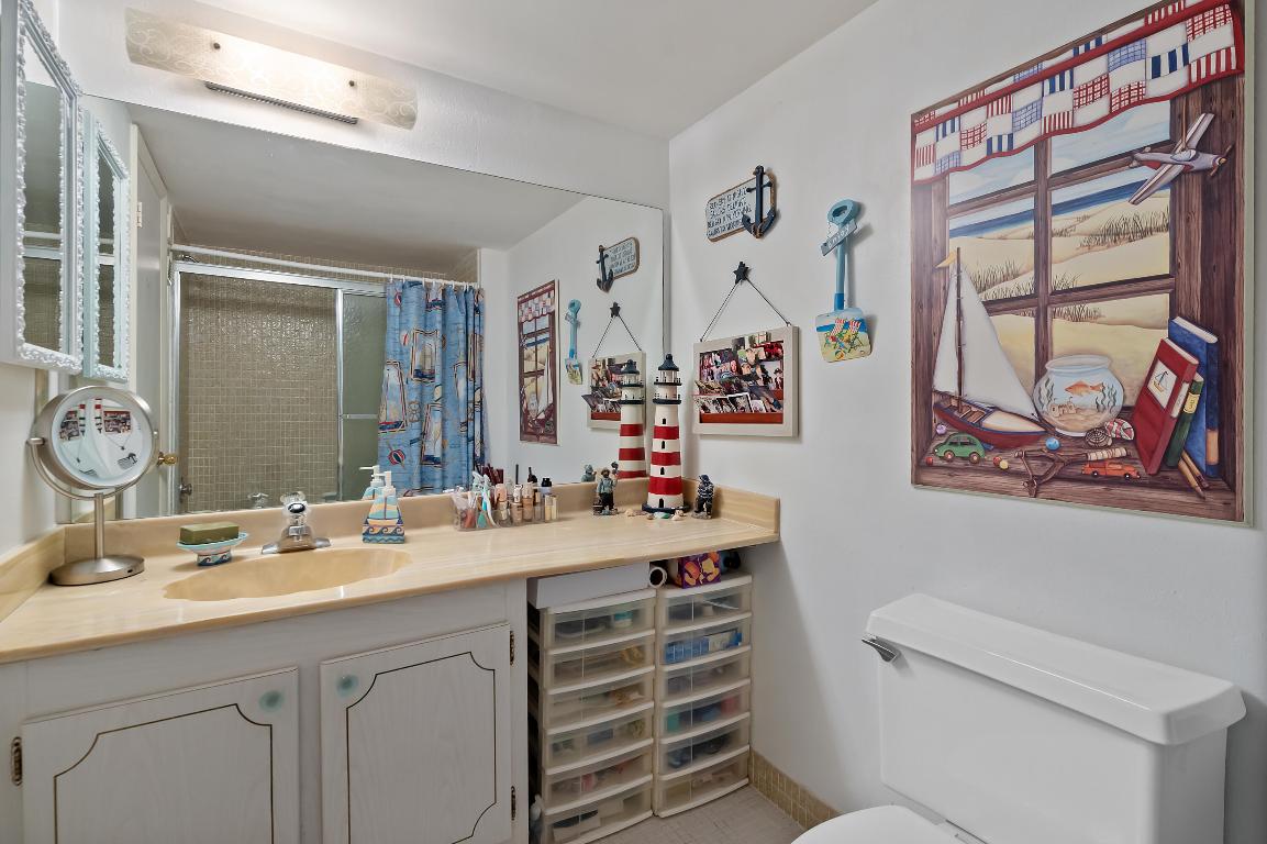 SABAL PALM VILLAGE 2 CONDO - Residential