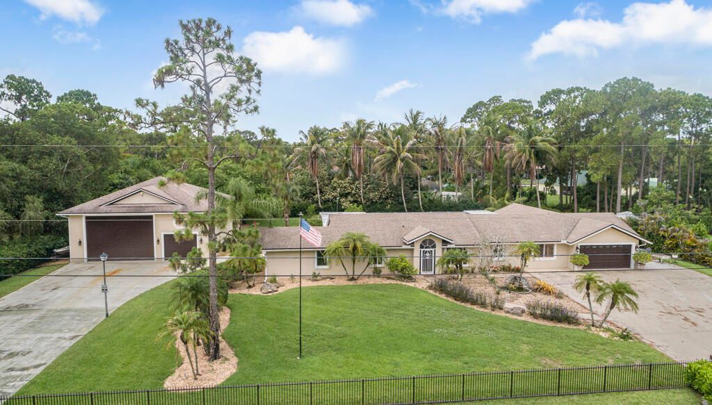 Photo of 13676 N 85th Road N, West Palm Beach, FL 33412 (MLS # B26047111)