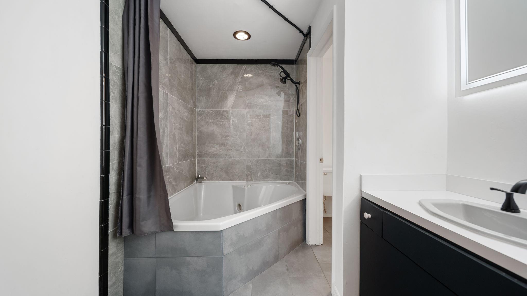 Caravel - Residential