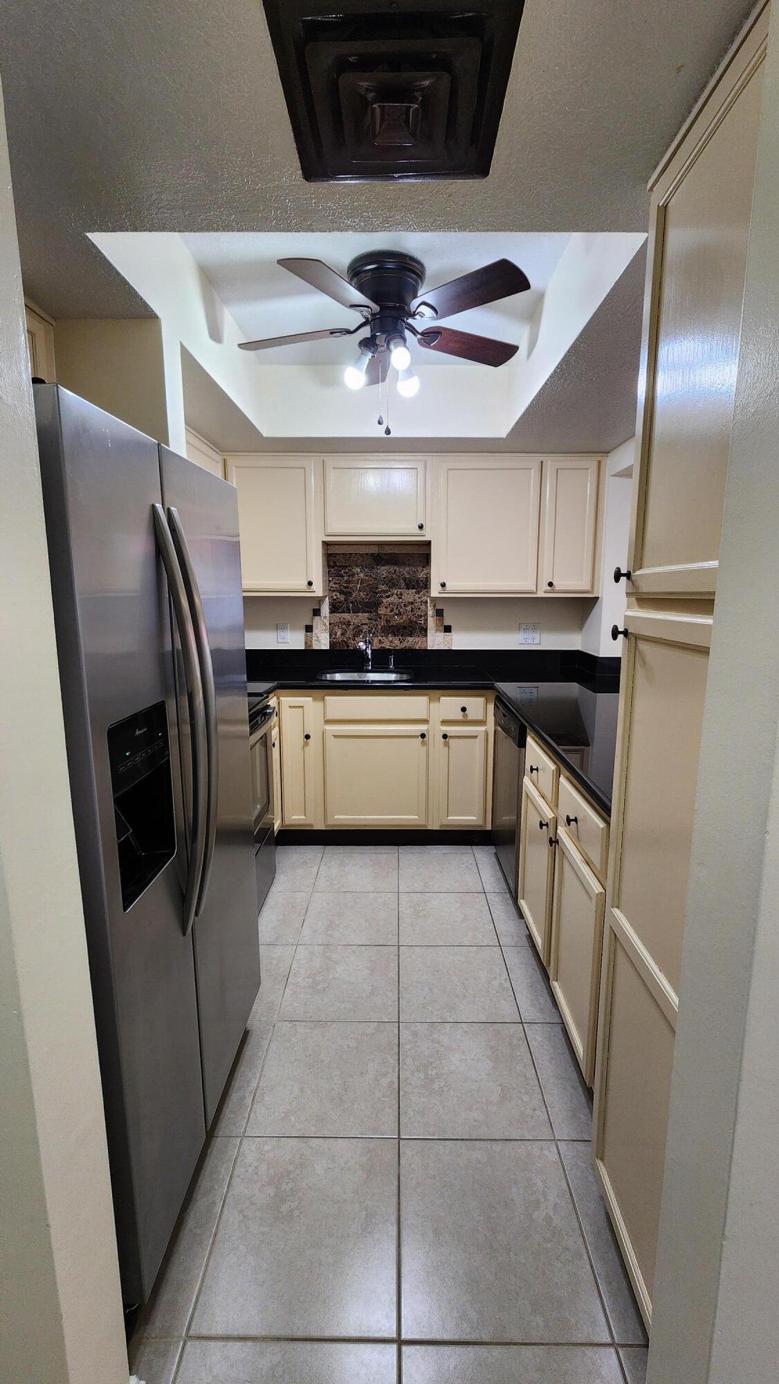 105 S Riverside Drive 204