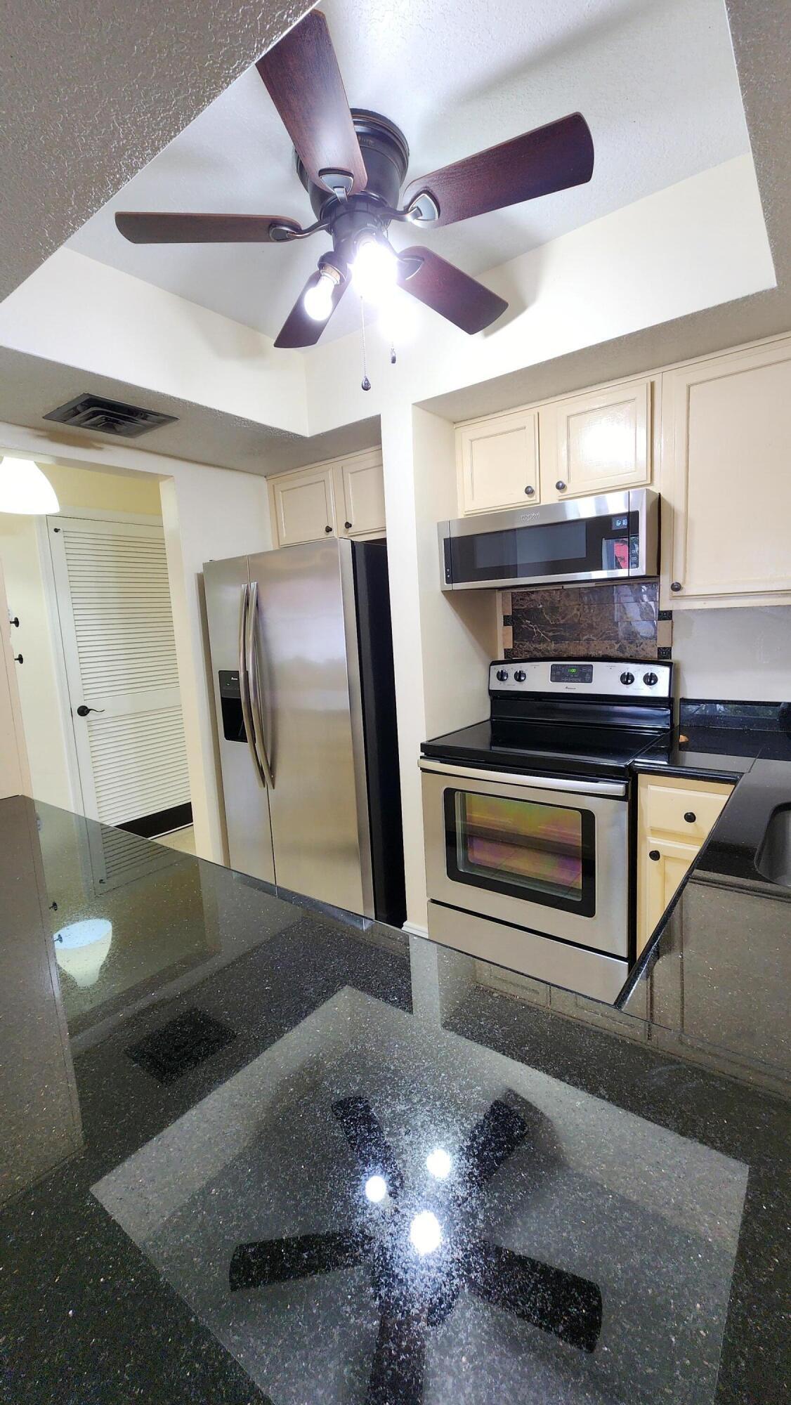 105 S Riverside Drive 204