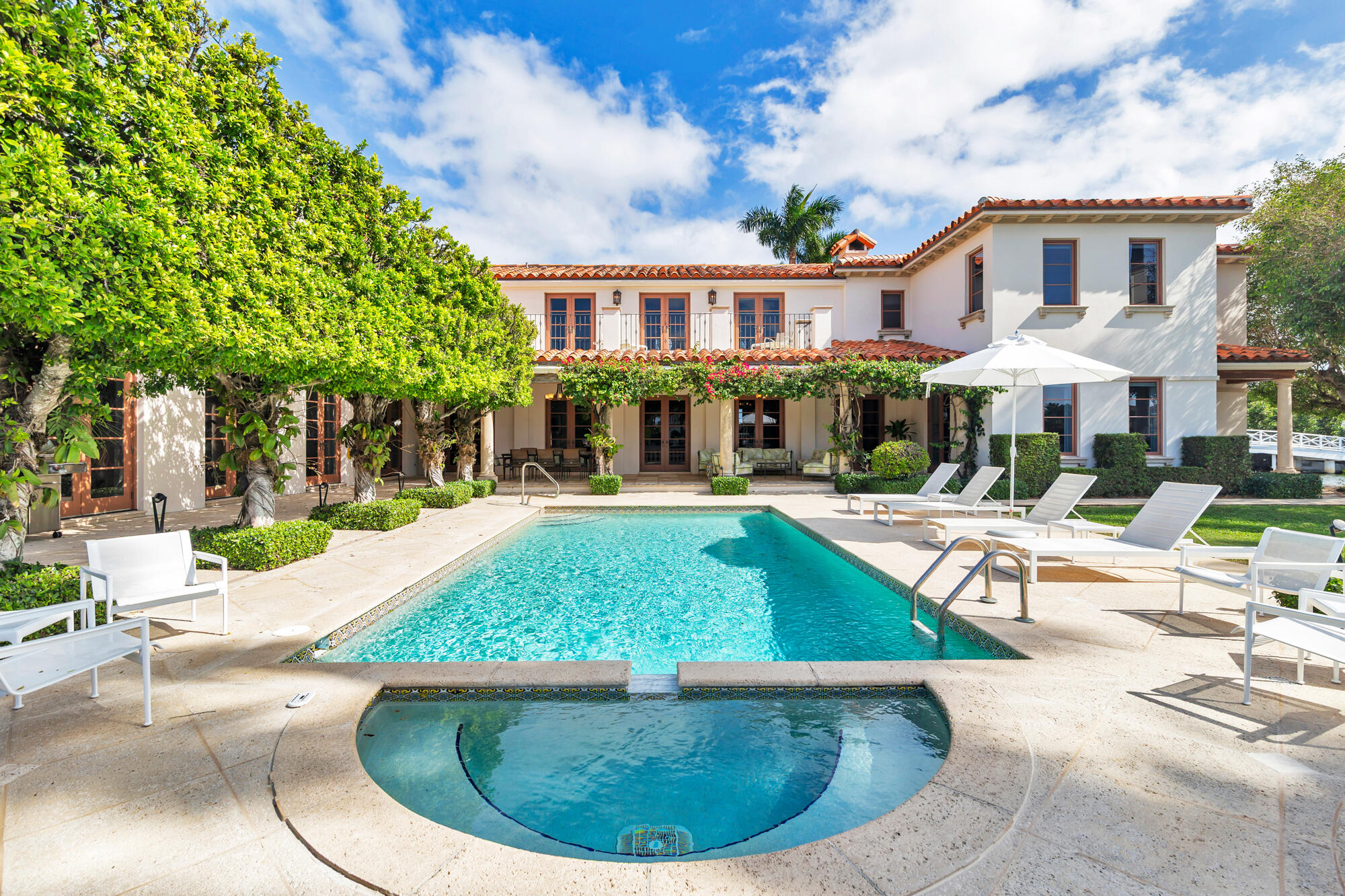 ISLAND RD DEV REV - Residential