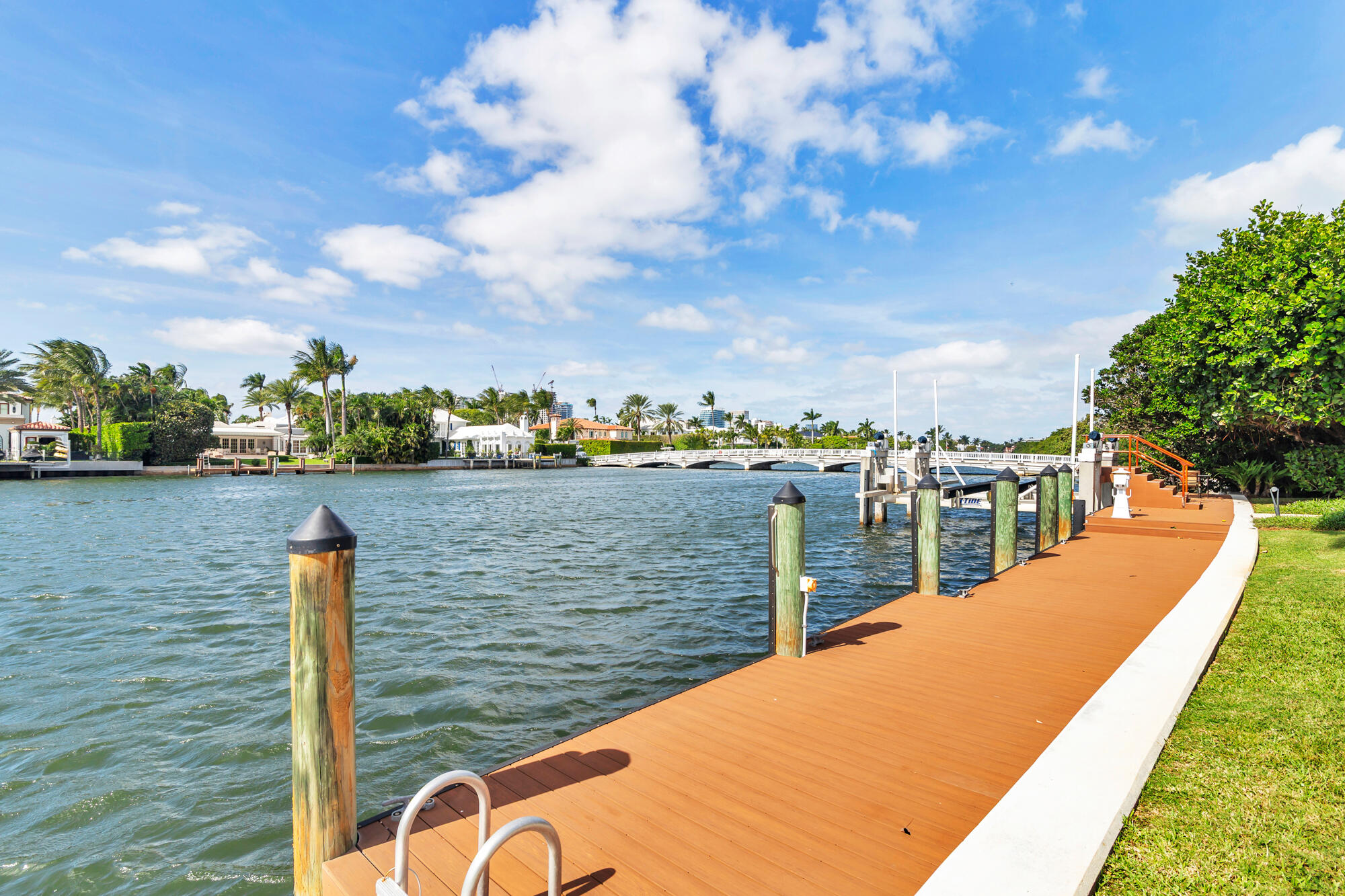 ISLAND RD DEV REV - Residential