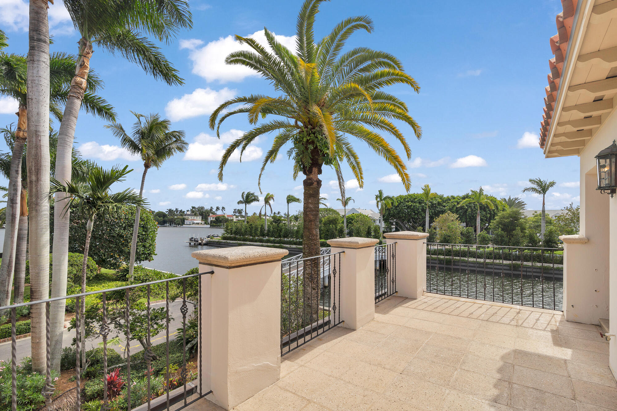 ISLAND RD DEV REV - Residential