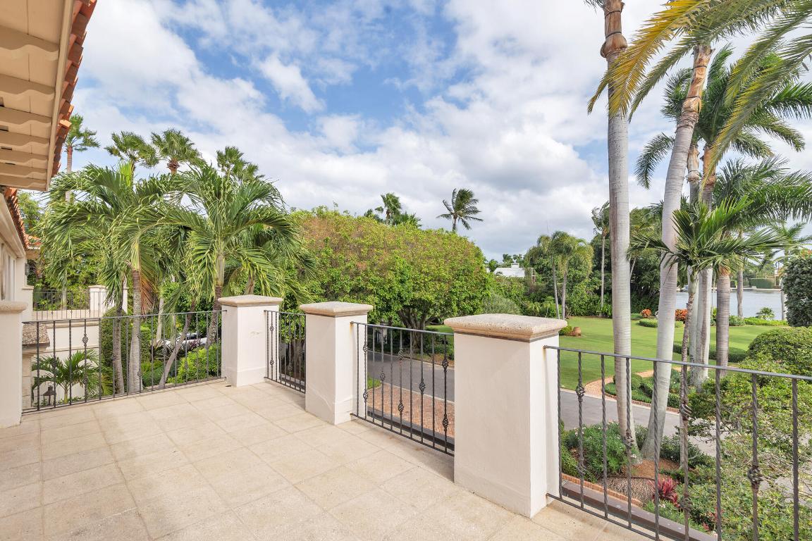 ISLAND RD DEV REV - Residential