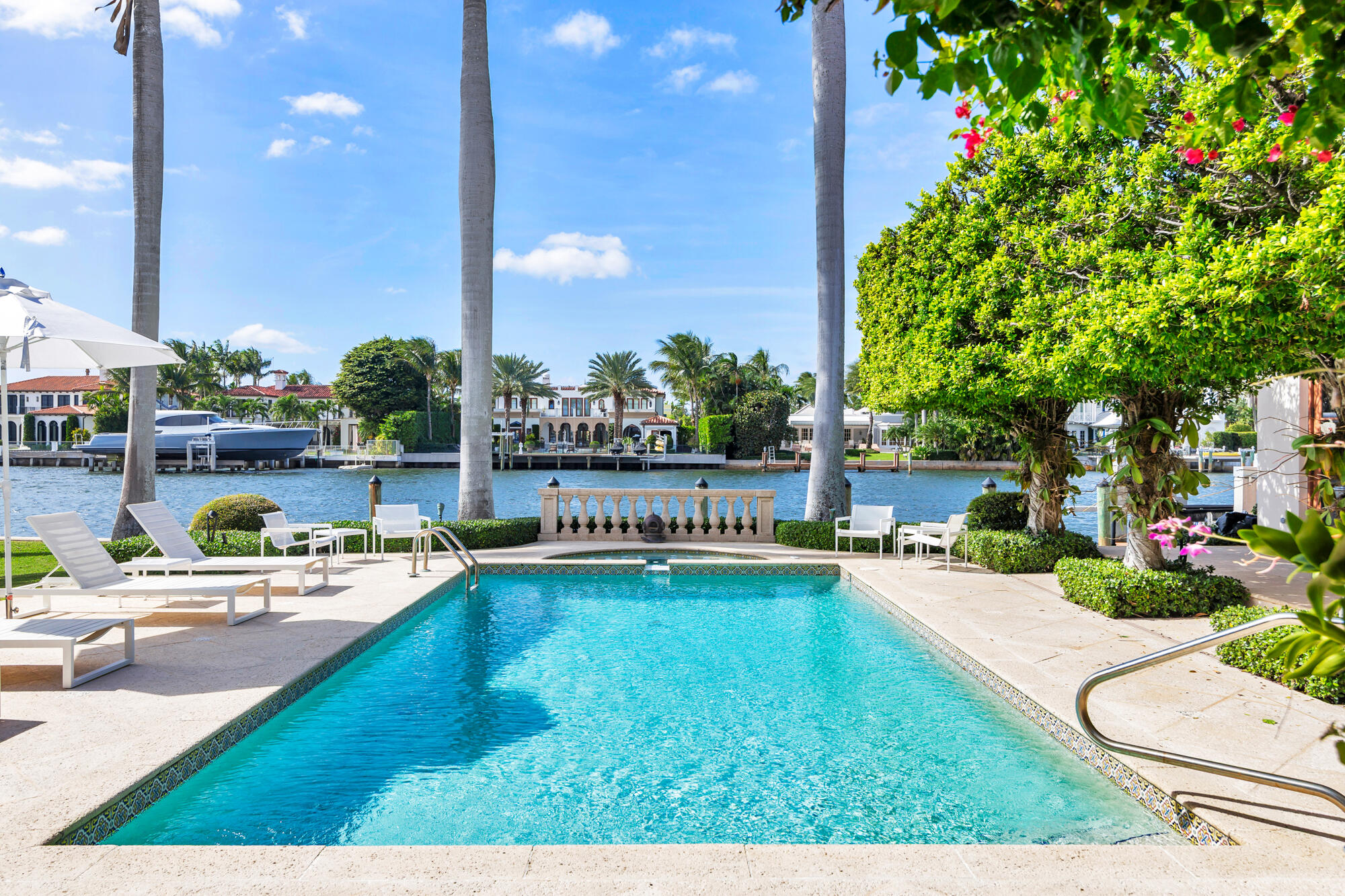 ISLAND RD DEV REV - Residential