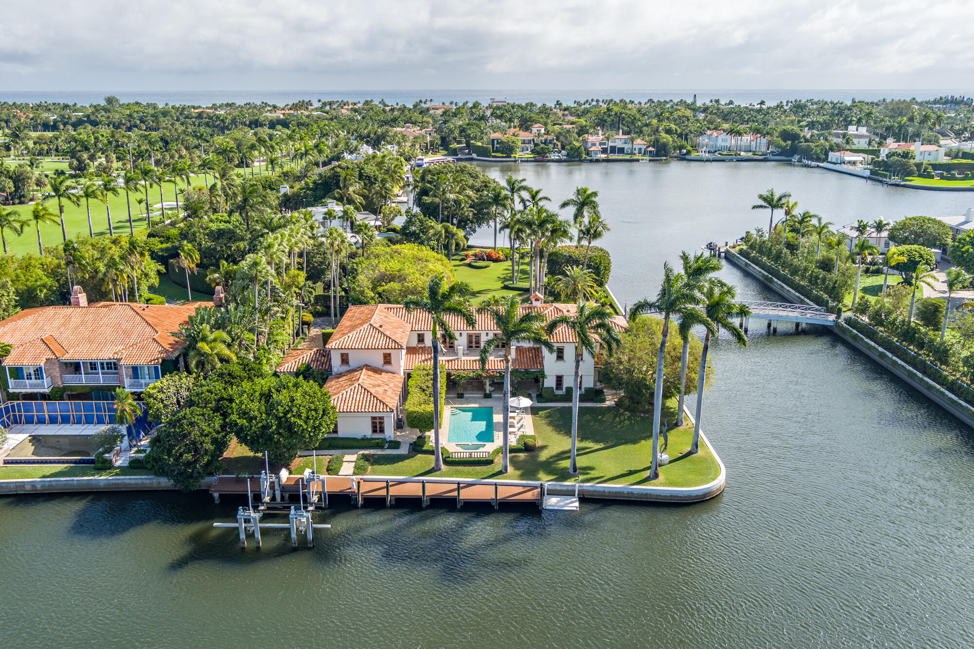 ISLAND RD DEV REV - Residential