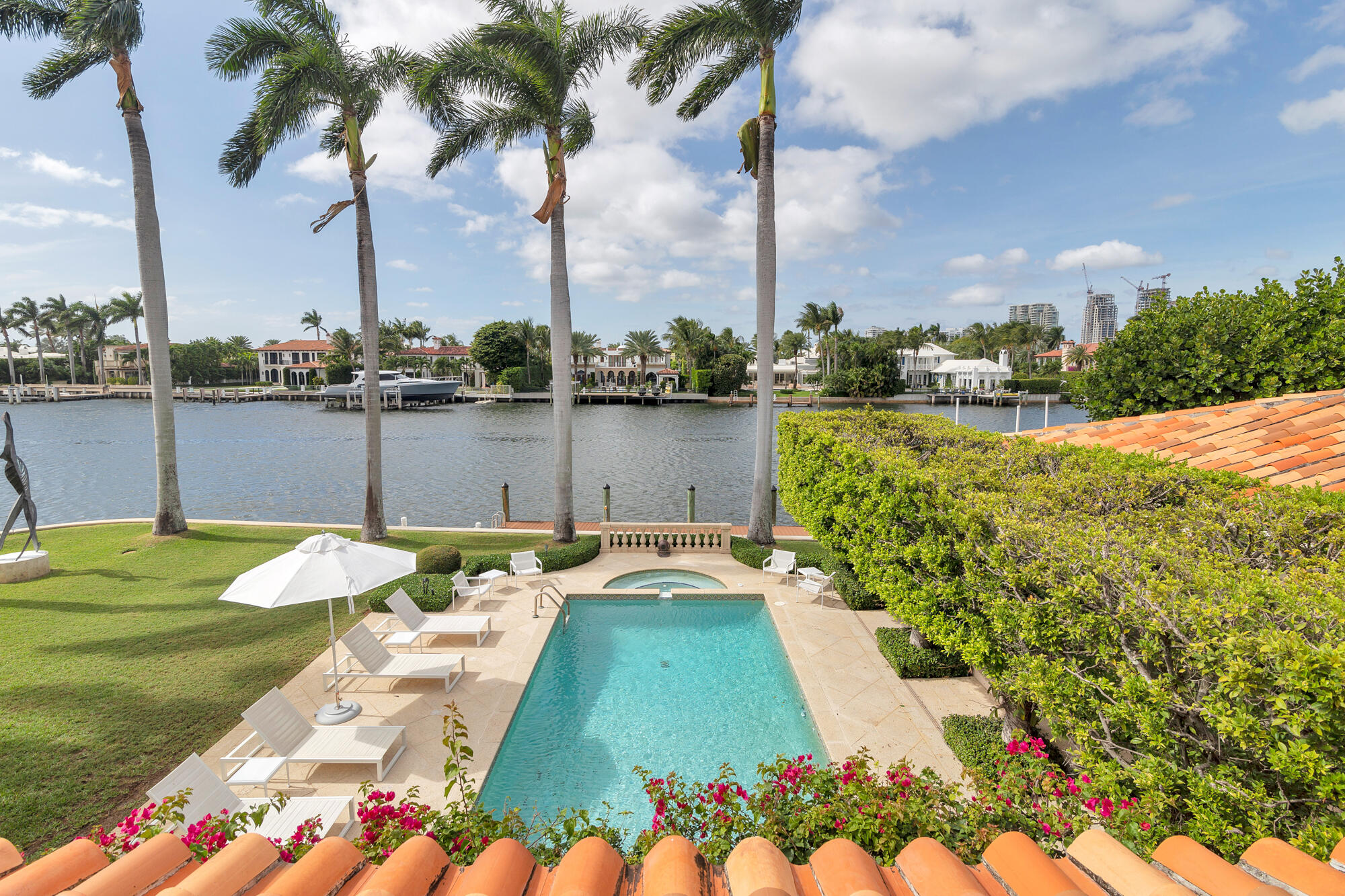 ISLAND RD DEV REV - Residential