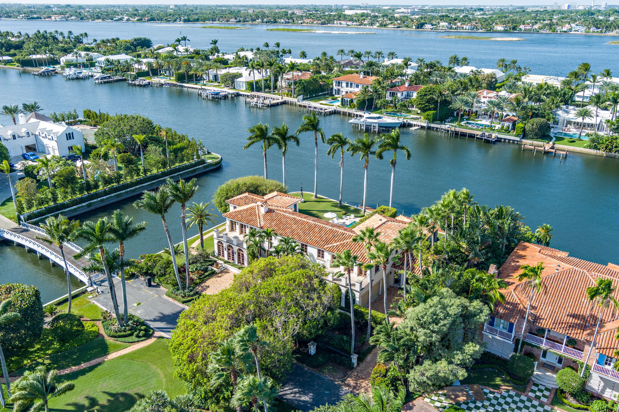 ISLAND RD DEV REV - Residential