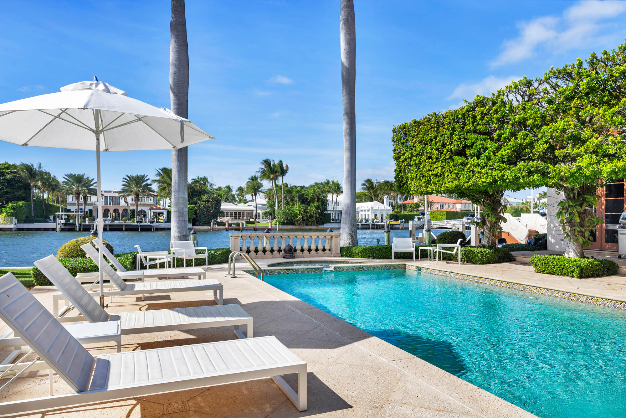 ISLAND RD DEV REV - Residential