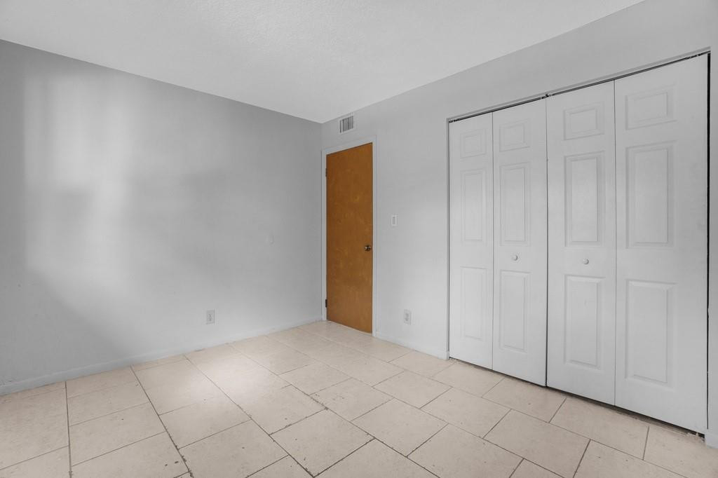 Lakeside - Residential