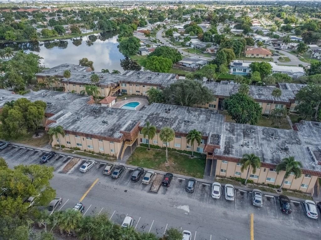 Lakeside - Residential