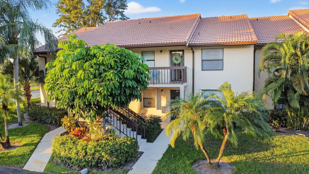 Photo of 4542 Lucerne Lakes Boulevard E #202, Lake Worth, FL 33467 (MLS # R11147897)