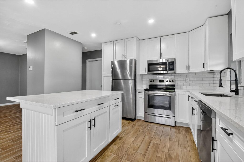 Photo of 1249 18th Avenue N, Lake Worth Beach, FL 33460 (MLS # R11106050)