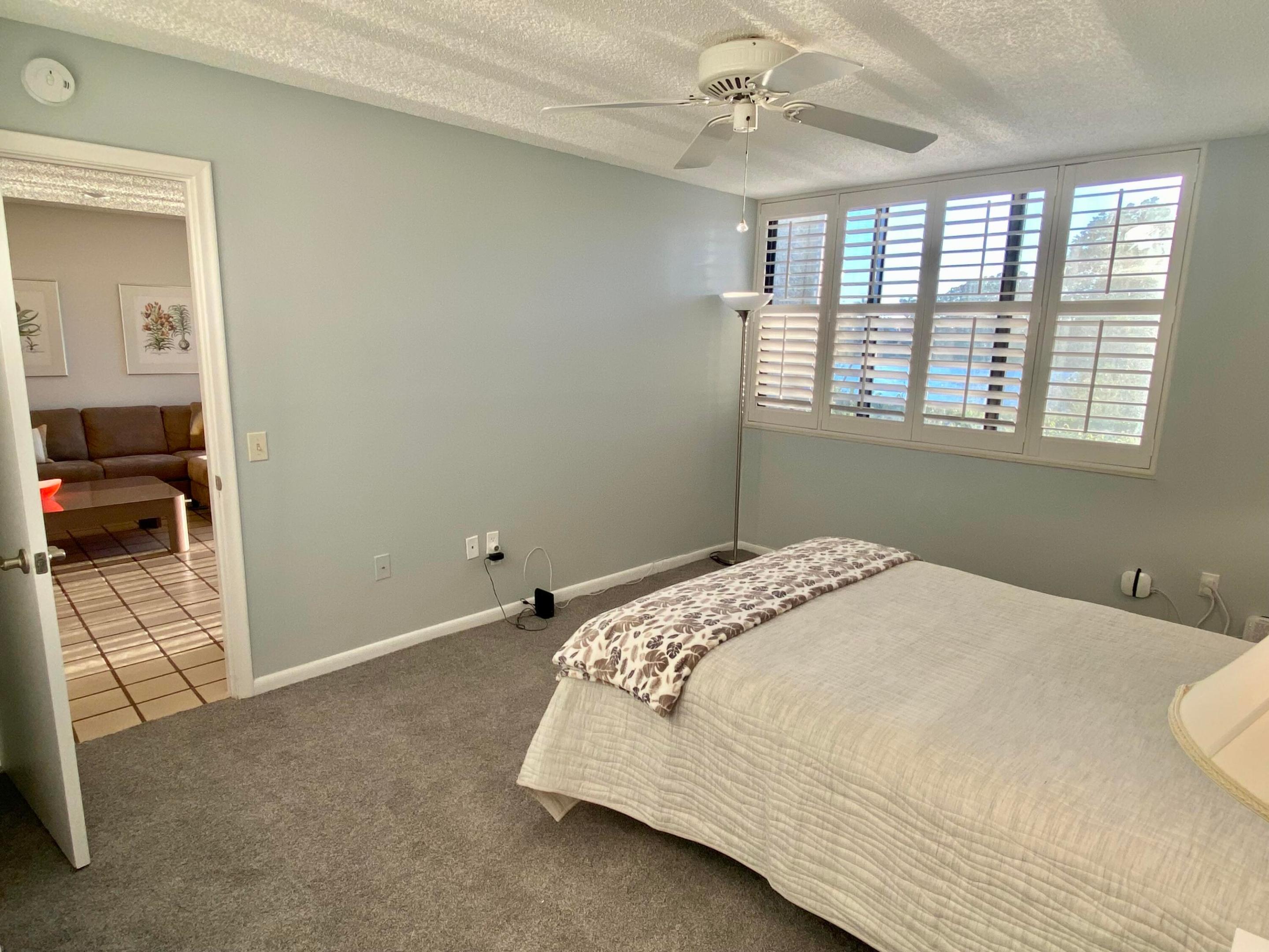 FOUNTAINS OF PALM BEACH CONDO 5 - Residential