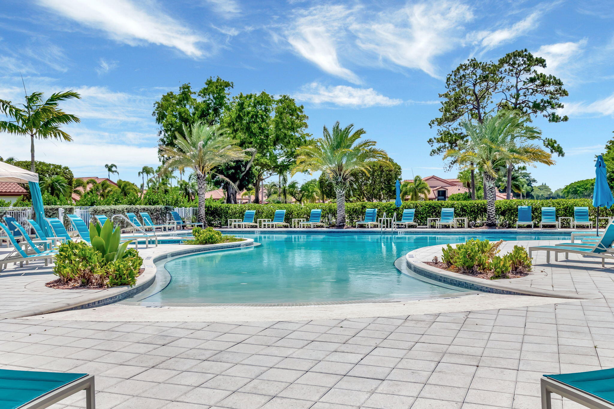 FOUNTAINS OF PALM BEACH CONDO 5 - Residential