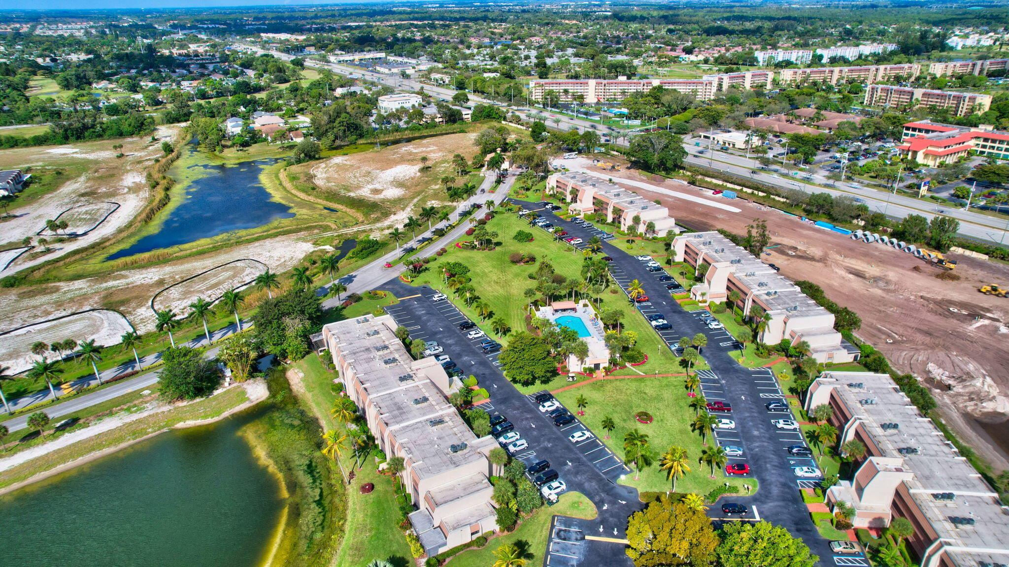 FOUNTAINS OF PALM BEACH CONDO 5 - Residential