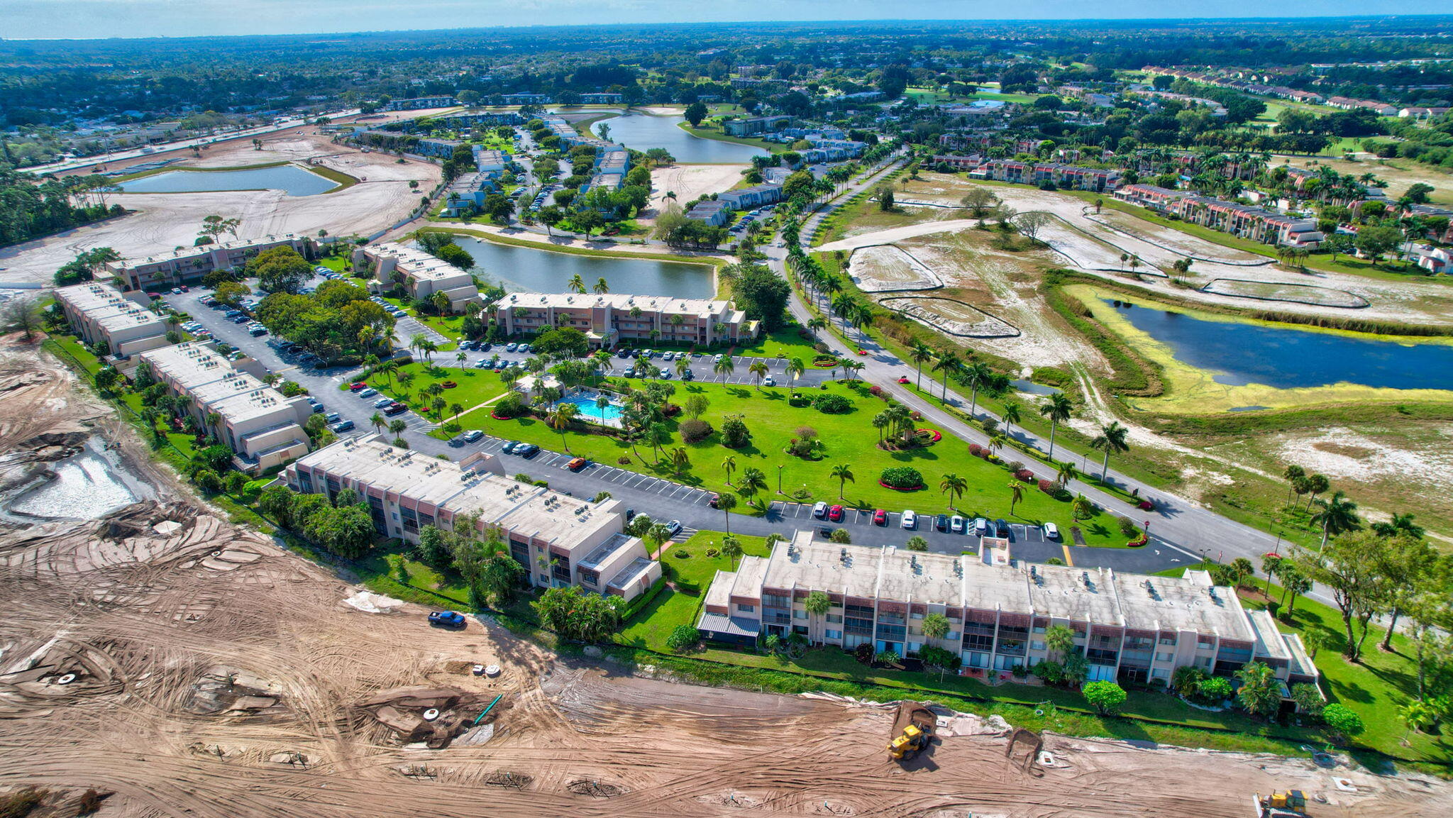 FOUNTAINS OF PALM BEACH CONDO 5 - Residential