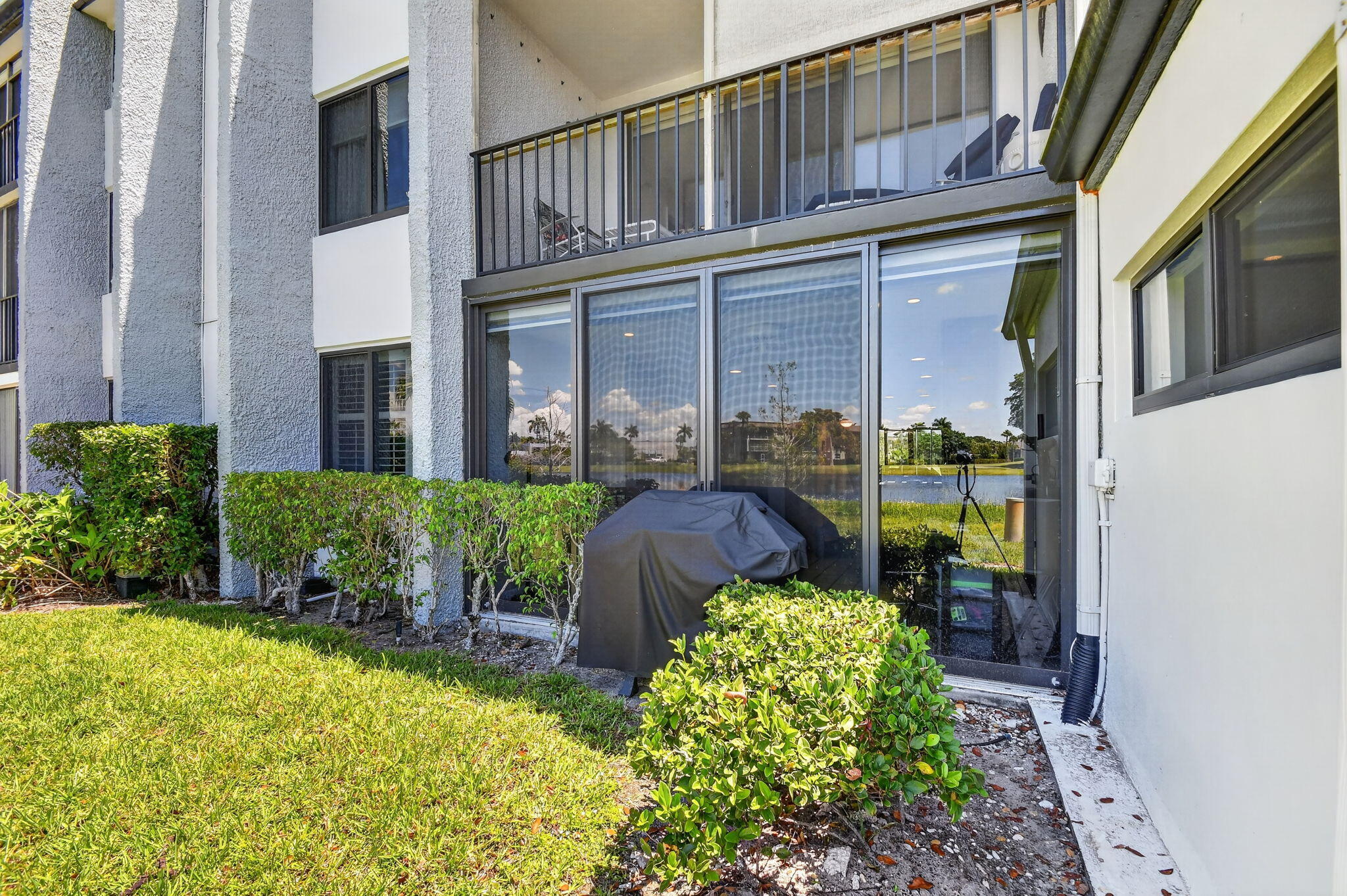 FOUNTAINS OF PALM BEACH CONDO 5 - Residential
