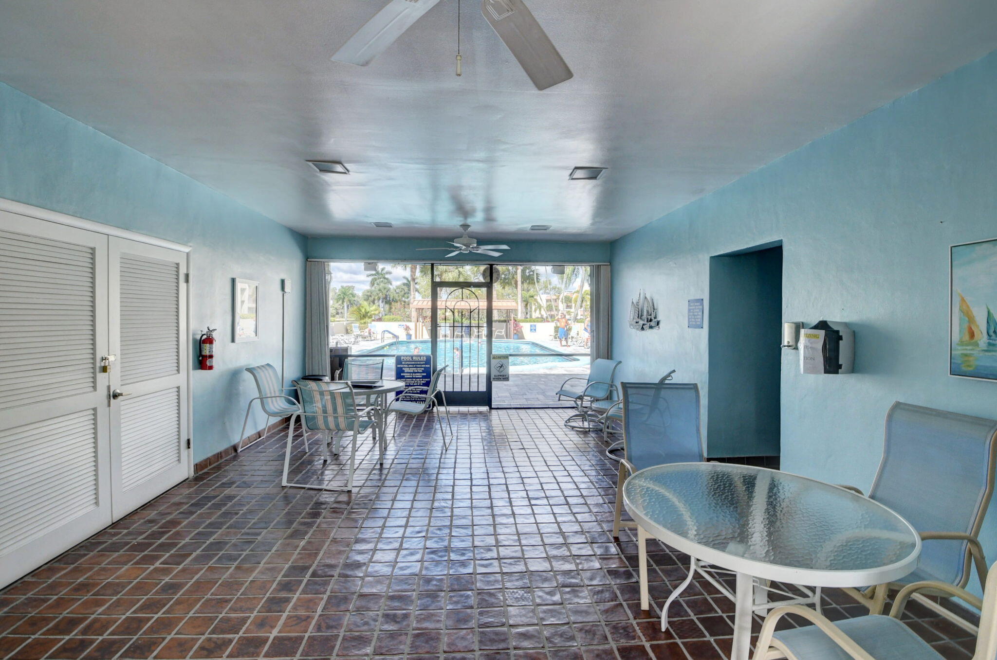 FOUNTAINS OF PALM BEACH CONDO 5 - Residential
