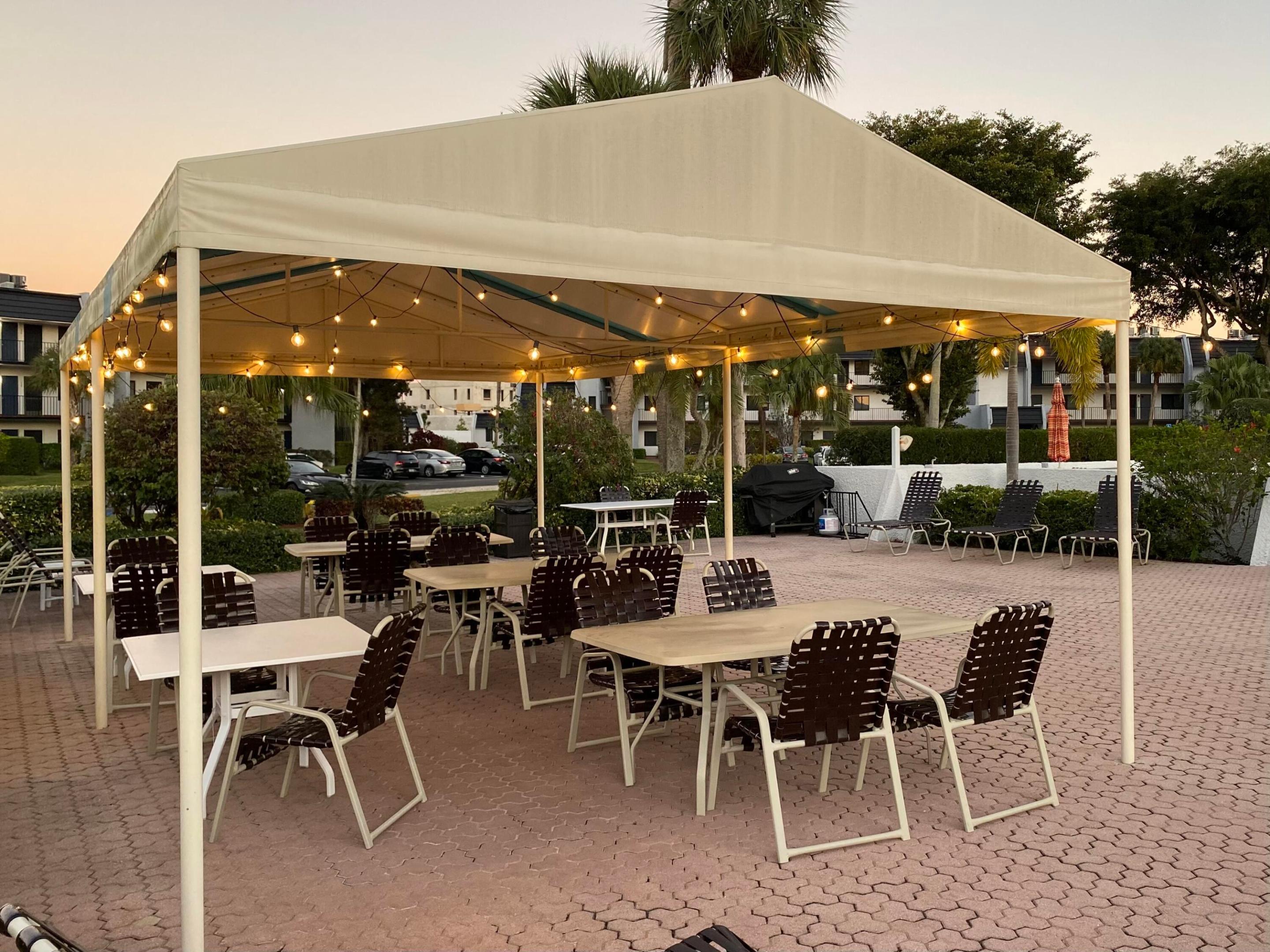 FOUNTAINS OF PALM BEACH CONDO 5 - Residential