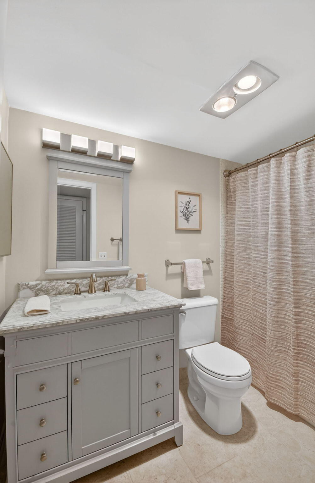 FOUNTAINS OF PALM BEACH CONDO 5 - Residential