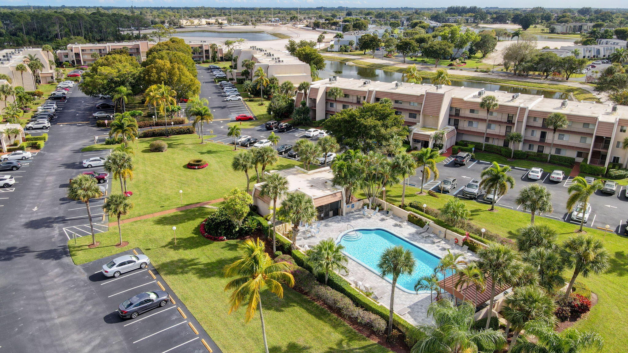 FOUNTAINS OF PALM BEACH CONDO 5 - Residential