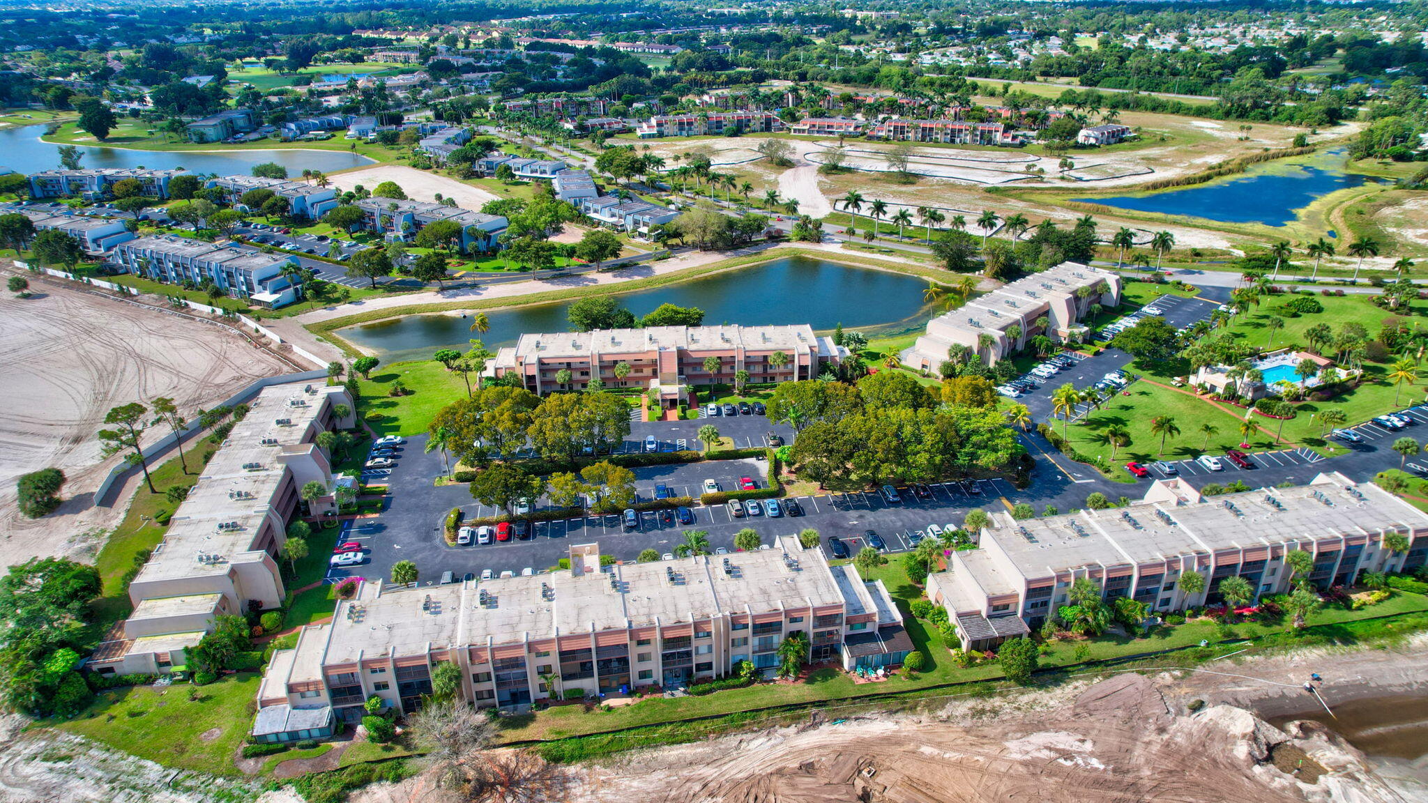 FOUNTAINS OF PALM BEACH CONDO 5 - Residential