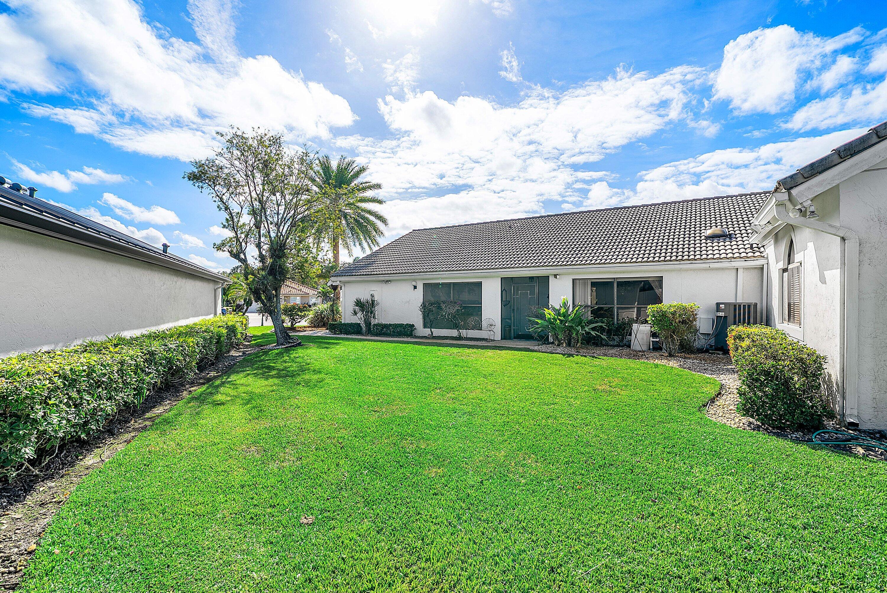 BOCA WOODS COUNTRY CLUB - Residential