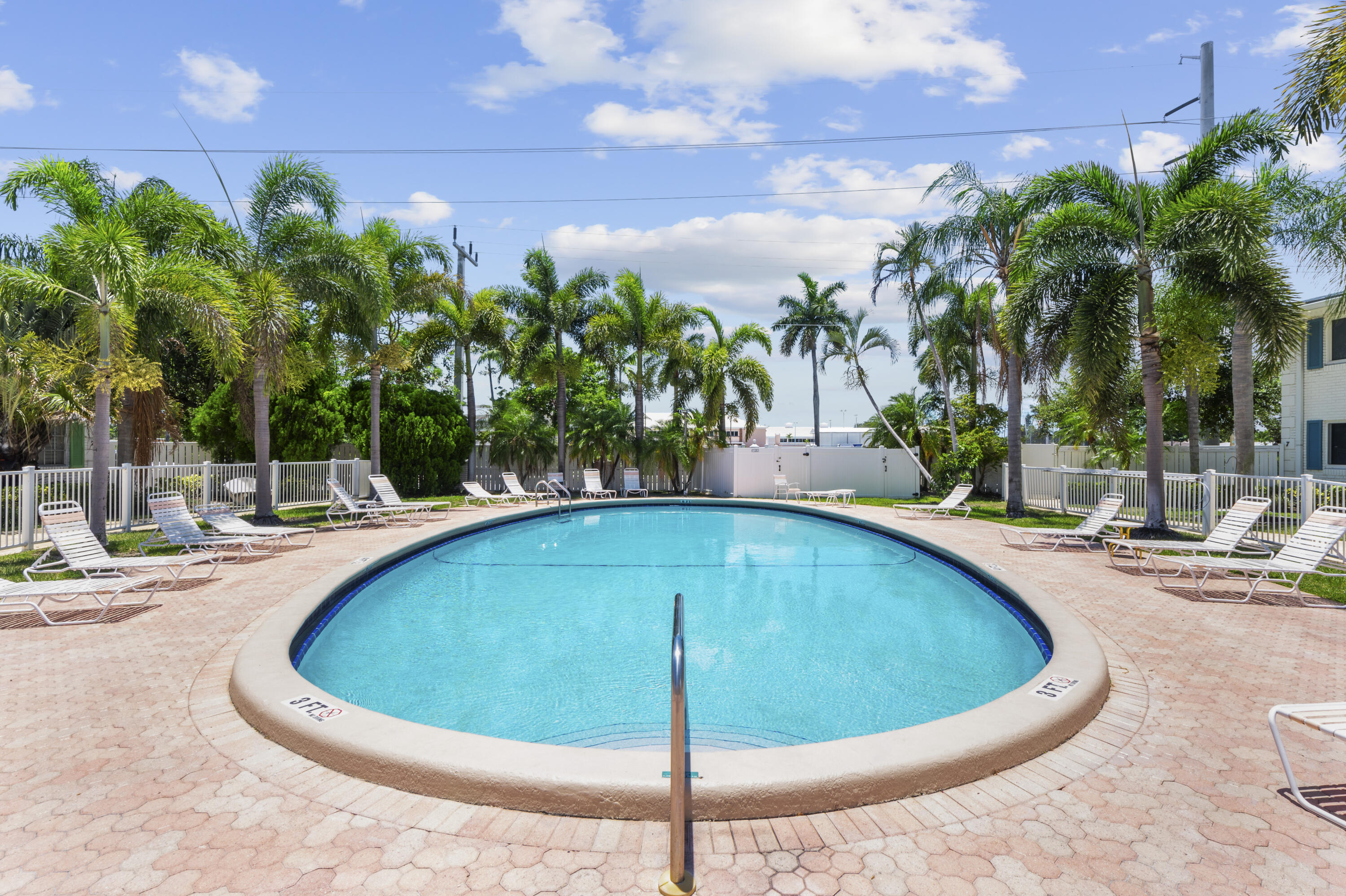 GEORGIAN COURT APTS CO-OP - Residential