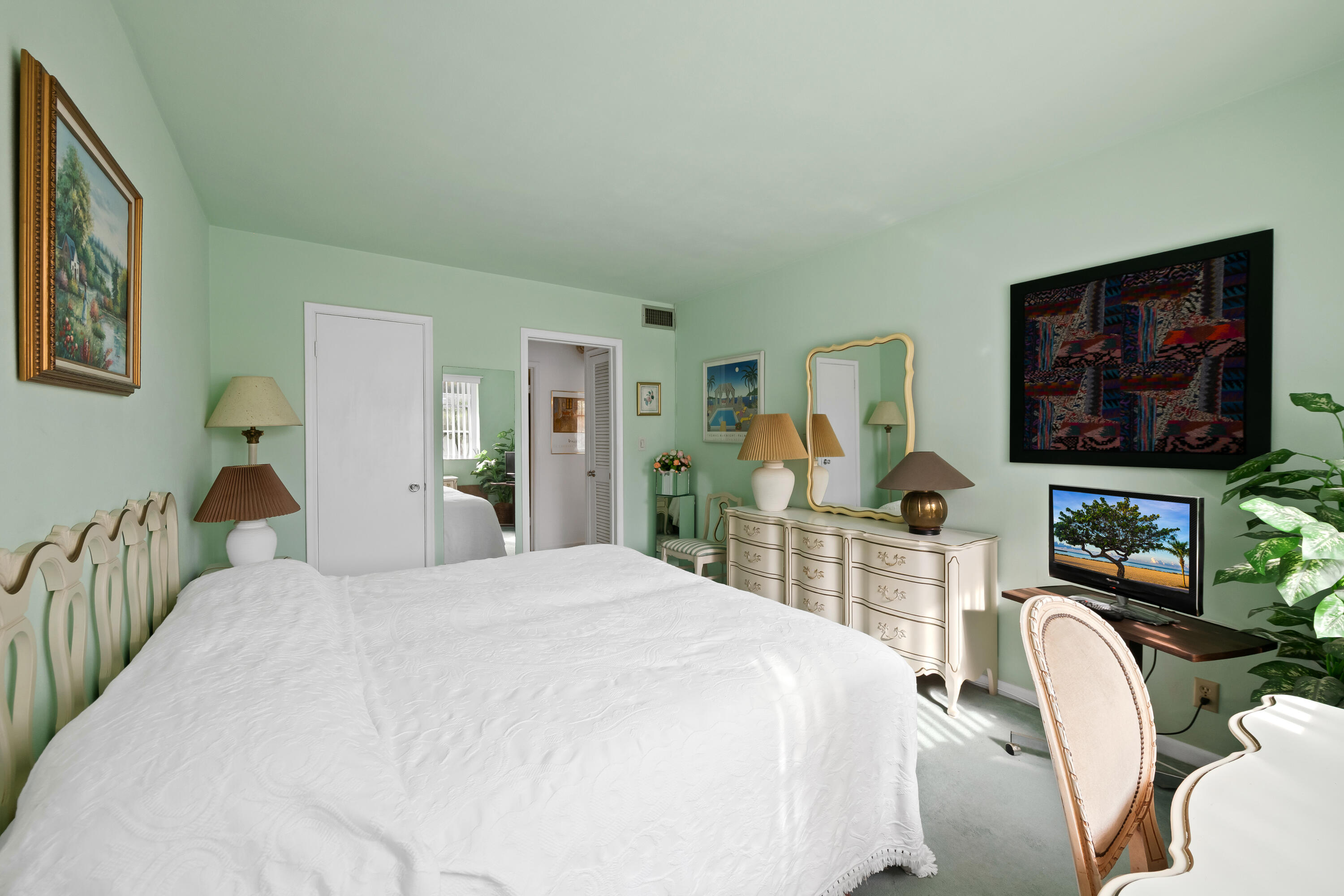 GEORGIAN COURT APTS CO-OP - Residential