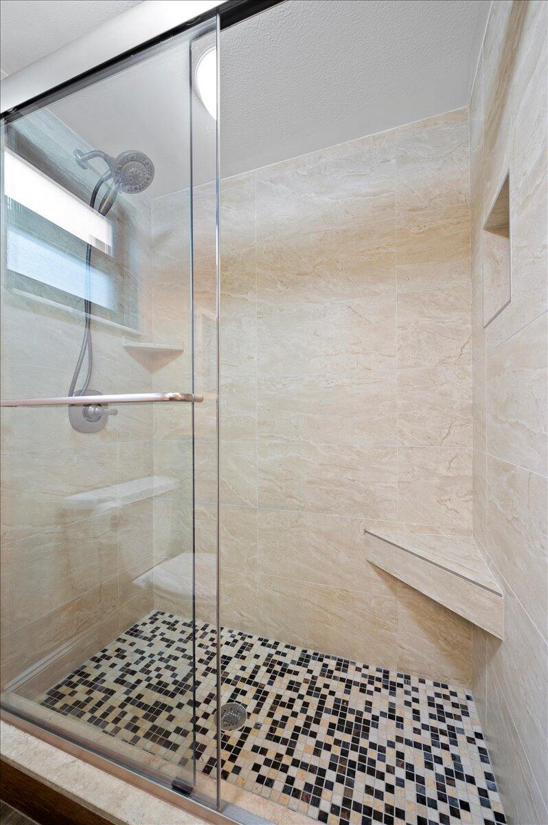 BAGATTELLE CONDO - Residential Lease