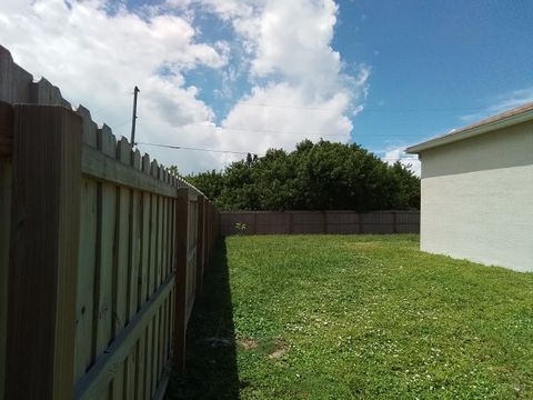 A home in Port St Lucie