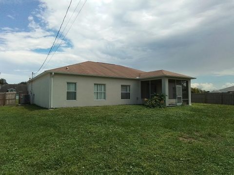 A home in Port St Lucie