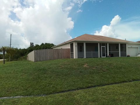 A home in Port St Lucie