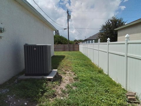 A home in Port St Lucie