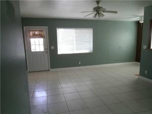 POMPANO COURTS CONDO - Residential Lease