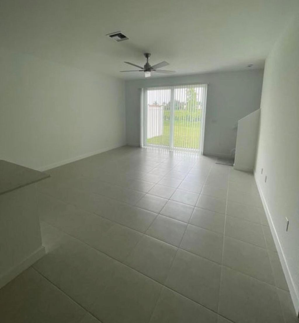 Photo of 700 SE Lake Falls Street, Port Saint Lucie, FL 34984 (MLS # R11006125)
